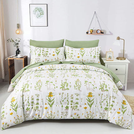 Vintage Delicate green bloom 3 Pc Comforter & Pillow Cover Set.