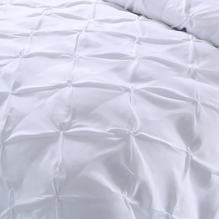 Minimal Mood white Comforter Collection – Modern 3‑Piece Set.