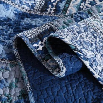 Boho Blue Quilted Coverlet & Pillow Set: Vibrant, Cozy Elegance - king.
