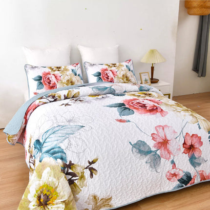 Vibrant Quilted Bedspread and Pillowcases Set: Add Color and Comfort to Your Space - Queen size.