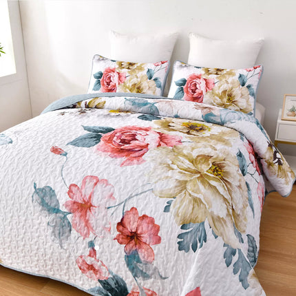 Vibrant Quilted Bedspread and Pillowcases Set: Add Color and Comfort to Your Space - Queen size.