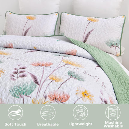 Intricate Quilted Coverlet and Pillowcases Set: A Work of Art for Your Bedroom - Queen size.