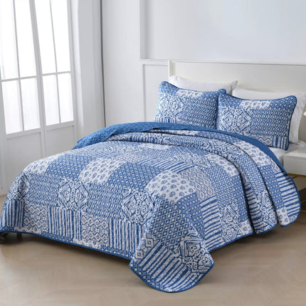 Blissful Quilted bedspread and pillowcovers set: Relax in Style - Queen size.