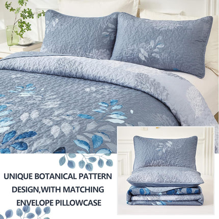 Nostalgic Quilted coverlet and pillowcovers set: Classic and Timeless - Queen size.