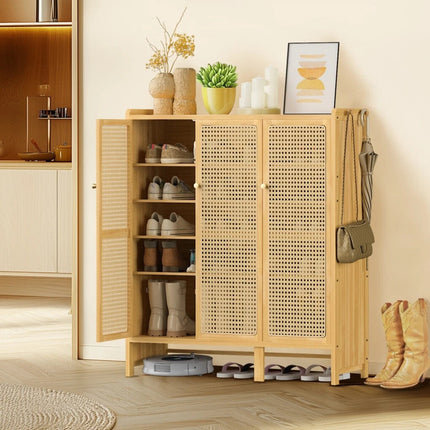 Modern Bamboo Shoe Rack Storage Cabinet with 3 Woven Rattan Doors, 5-Tier Shoe Organizer Shelf Cupboard for Entryway, Hallway, Bedroom - Natural Wood.
