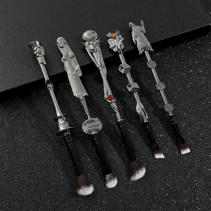 5-Piece Gothic Skeleton Jack Makeup Brush Set - Halloween Horror-Themed Metal Eyeshadow Brushes for Creative Festive Gifts.
