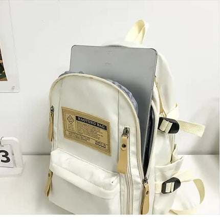 White Stylish and Simple Backpack for High School and College Students – Trendy Women’s Casual Backpack for Travel and Daily Use.