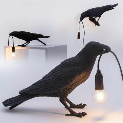 Black Bird Right Wall Lamp Nordic Resin Bird Wall Lamp - Creative Animal Bedside Decorative USB Night Light, Stylish Bird Perched Lamp for Bedroom and Living Room.