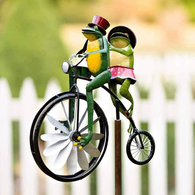 Whimsical Frog Garden Wind Spinner – Metal Yard Art with Cycling Frogs.