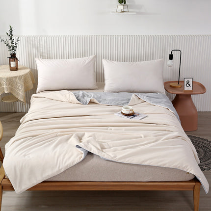 Beige Breathable Cotton Summer Quilt - Lightweight Cooling Blanket for Air-Conditioned Rooms.