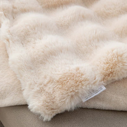 Dark Brown 70*100cm Plush Toscana Throw Blanket - Soft Flannel Fleece for All Seasons, Perfect for Couch & Bed.