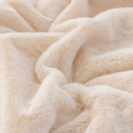 Red 130*160cm Plush Toscana Rabbit Hair Throw Blanket - Soft Flannel Fleece for All Seasons, Perfect for Couch & Bed.
