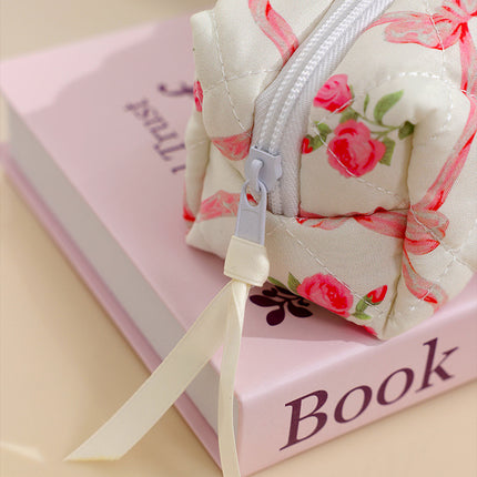 Pink Elegant 3-Piece Cosmetic Storage Set - Portable Skincare and Travel Pouch.