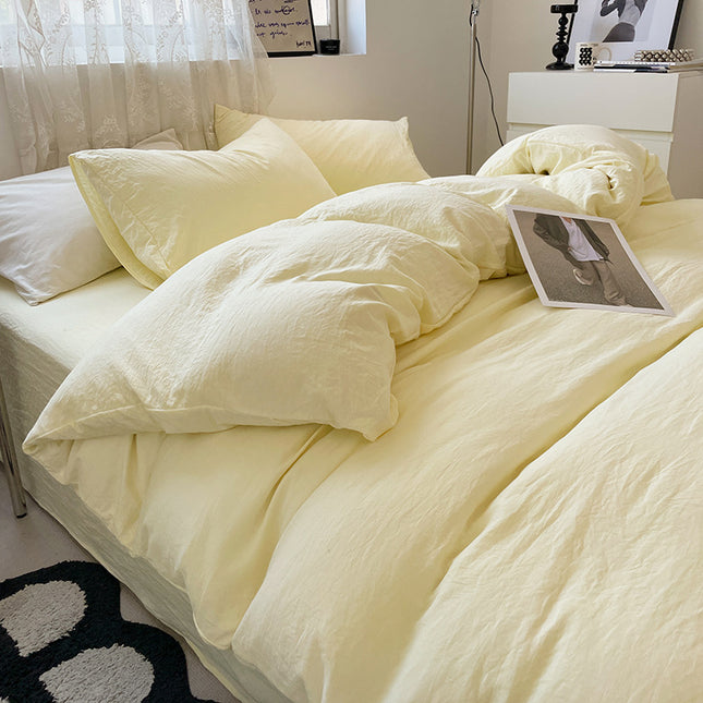 Light-yellow Solid Color Solid Color Solid Color 1.5m Bed Fitted Sheet Set with 200x230cm Duvet Cover - 4-Piece Bedding Set.