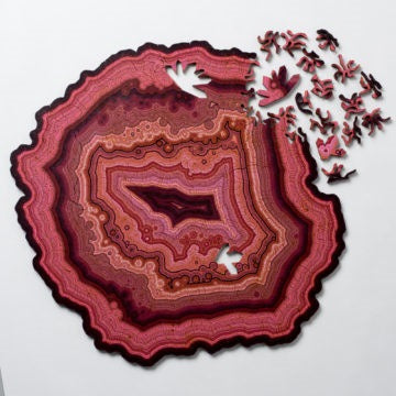 Gift & Novelty > Games > Jigsaw Puzzles & Accessories.