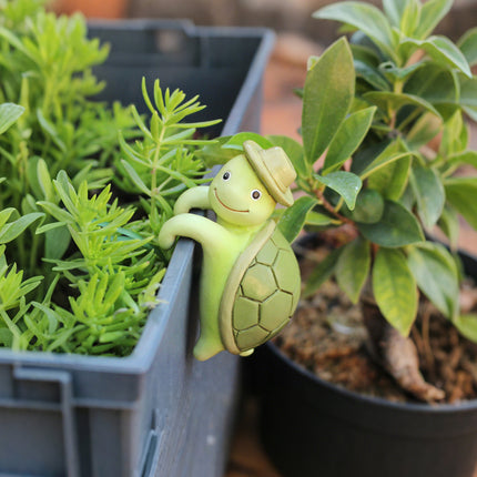 2 Pcs Green Cute Resin Turtle Pot Hanger - Garden Planter Pal Figurine Decoration.