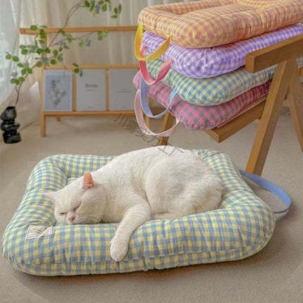 M Orange All-Season Pet Bed - Soft Washable Dog & Cat Mat with Comfortable Cushion - Warm Winter Padding for Small to Large Pets.