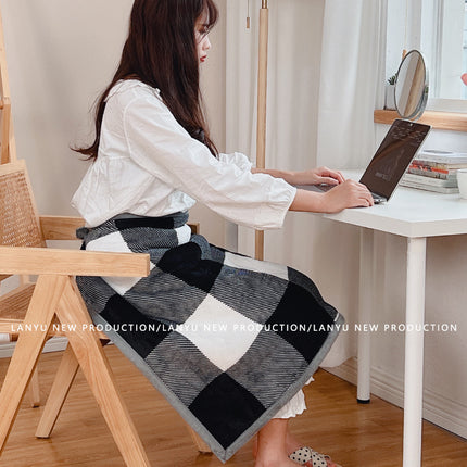 Double-Sided Geometric & Plush Throw Blanket - Warm 70x100cm Multi-Use Wrap(Black and white checkered/reverse gray).