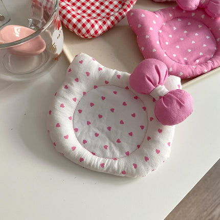 Korean INS Kitty Quilt Insulation Pad, Cute Fabric Kitchen Mat, Desktop Decoration (White and Pink).