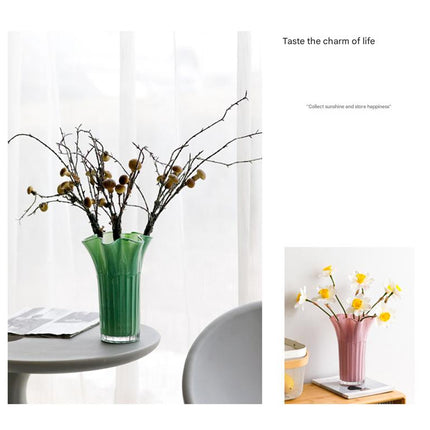 Nordic-Style Glass Vase - Elegant Fluted Flower Vase for Home Decor(Transparent).