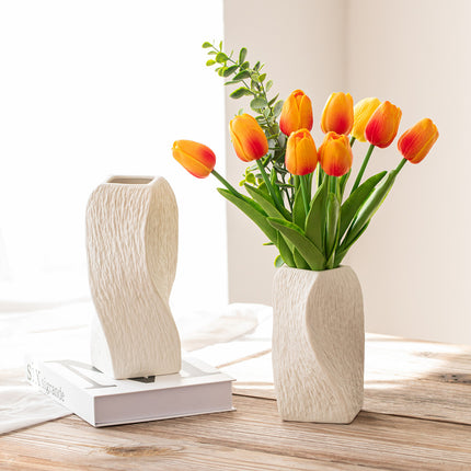 White Abstract Twisted Ceramic Vase - Artistic Minimalist Flower Holder for Home Decor (20x10x10cm).