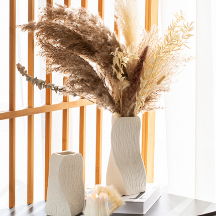 White Abstract Twisted Ceramic Vase - Artistic Minimalist Flower Holder for Home Decor (20x10x10cm).