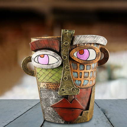 Abstract Face Planter Pot - Artistic Resin Decor for Succulents & Plants (Antique Style - 18.5*18*15CM).