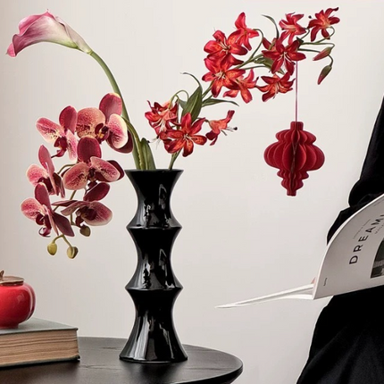 Glossy Black Ceramic Vase - Unique Bamboo-Look Design (25.5x9x7cm).