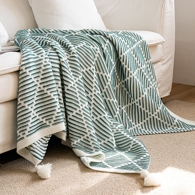 Green and Beige Diamond Pattern Soft Cozy Knit Throw Blanket with Tassels - Geometric Pattern Lightweight Acrylic Blanket for Sofa Couch Bed, 130x150cm.