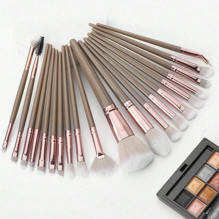 Brown and Glod Complete 20-Piece Makeup Brush Set with Travel Pouch - Professional Synthetic Face & Eye Brushes Kit.
