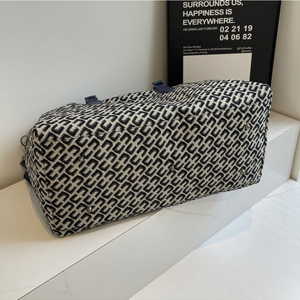 Black Stylish Geometric Pattern Travel Duffel Bag - Large Capacity Lightweight Weekender & Gym Bag.