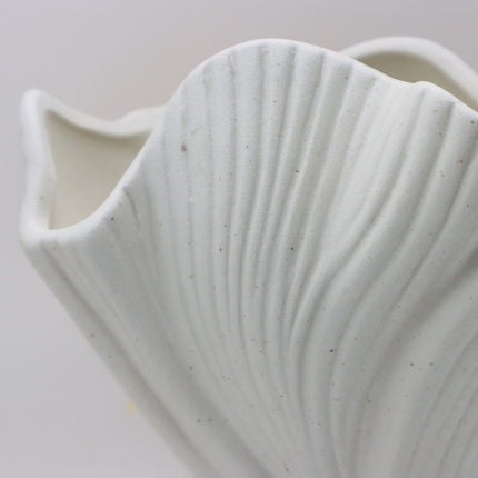 Black Elegant Off-White Ceramic Vase - Modern Sculptural Flower Holder with Wide Fluted Opening.