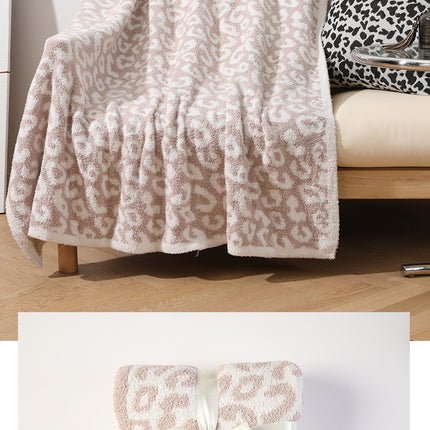 Beige Luxurious Leopard Print Knit Throw Blanket - Ultra-Soft Jacquard Plush for Sofa, Bed & Cozy Comfort (130x150cm).
