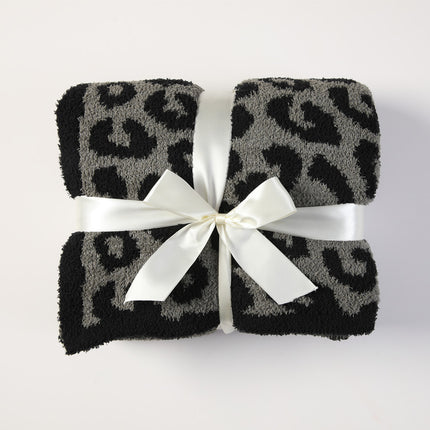Grey and Black Luxurious Leopard Print Knit Throw Blanket - Ultra-Soft Jacquard Plush for Sofa, Bed & Cozy Comfort (130x150cm).