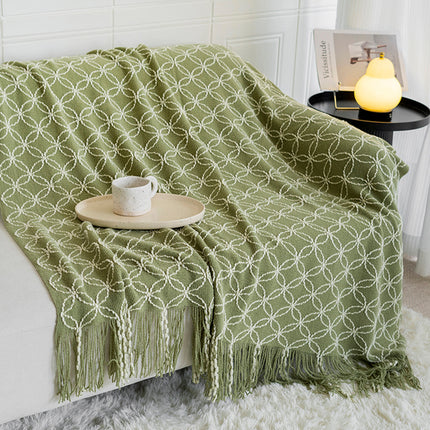 Dark Green Cozy Geometric Knitted Throw Blanket with Tassels - Soft Acrylic Decorative Sofa & Bed Cover, 130x180cm.