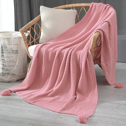 110cm x 150cm Pink Knitted Sofa Blanket for Autumn and Winter Naps.