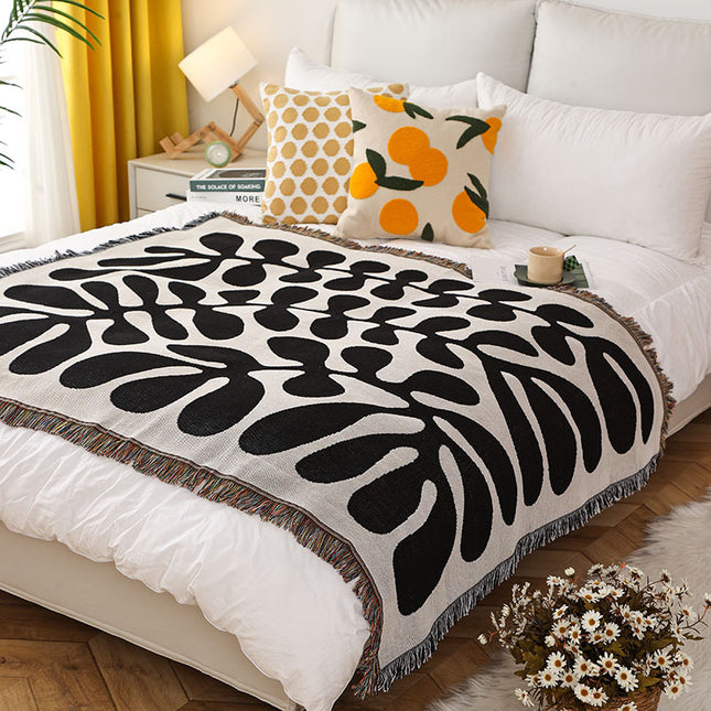 Black-white Vintage American Windline Blanket - Multi-Use Design.