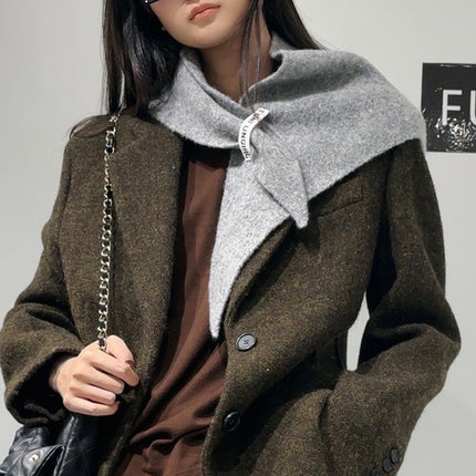 2-Piece Light Grey Elegant Wool Blend Triangle Scarf - Luxurious Knit Shawl for Women (39 x 110cm).