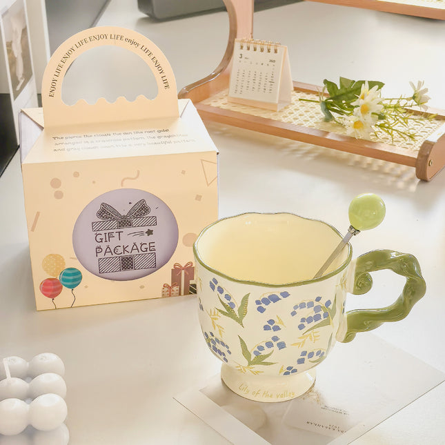 Elegant Ceramic Mug with Sculpted Handle,400ml Vintage Inspired Pedestal Design(Matcha Green).