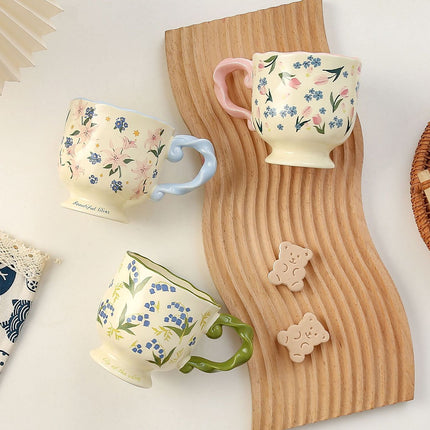 Elegant Ceramic Mug with Sculpted Handle,400ml Vintage Inspired Pedestal Design(Rose pink).