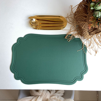 4 pcs Retro Faux Leather Placemat - Waterproof & Oil-Proof Dining Table Mat (Green).