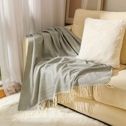 Grey Elegant Herringbone Tassel Throw Blanket - Large Acrylic Faux Cashmere Soft Cozy Blanket for Sofa, Bed & Decor (130x240cm).