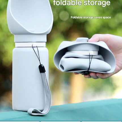 Green Portable Pet Dog Water Bottle 550ml - Foldable Food-Grade Silicone Travel Drinker with Leak-Proof Dispenser.