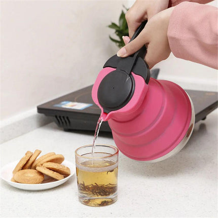 Light Green 1.5L Collapsible Silicone Camping Kettle - Portable Foldable Travel Water Boiler, Stainless Steel Base.