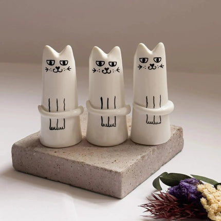3 Pcs White And Black Adorable Sassy Cat Mini Bud Vase - Whimsical Resin Figurine Flower Holder for Single Stem - Cute Home & Desk Decor Accent.
