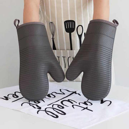 Pink Premium Heat Resistant Silicone Oven Mitts (Pair) - Non-Slip Grip, Cotton Lined for Kitchen Baking, Grilling & BBQ.
