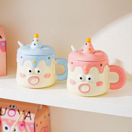 Blue Adorable Cartoon Character Ceramic Mug Set - 420ml with Fun Cake Design Lid & Matching Spoon - Perfect Gift.