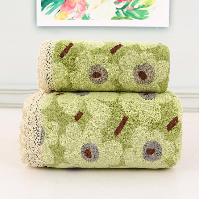 Green Vintage Floral Lace Trim Towel Set - Ultra Soft Absorbent Coral Fleece Bath & Face Towel.
