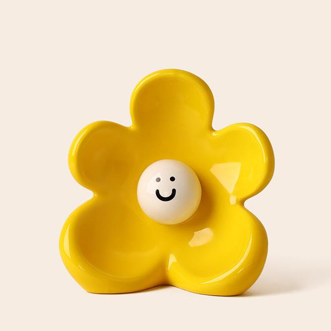 Artistic Floral Smiling Face Vase - Modern Ceramic Decor with Gloss Finish(lemon-yellow).