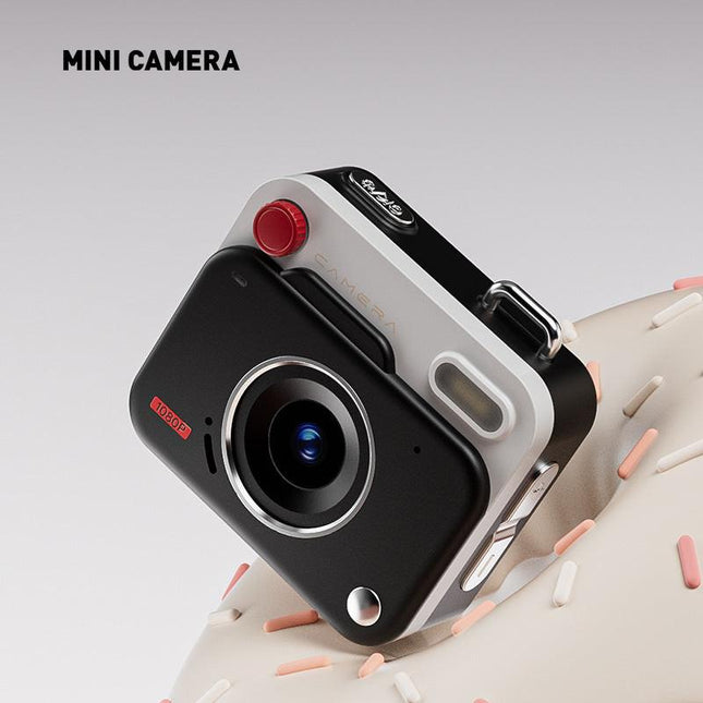 Mini Retro Keychain Camera - 48MP Photos, 1080P HD Video with Built-in Filters & Flash(black and white).